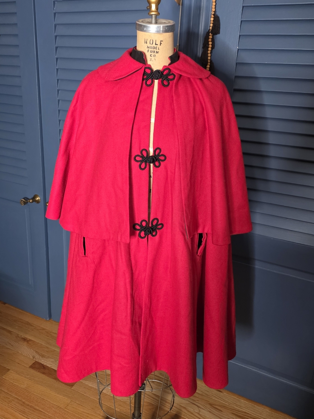 Handmade Vintage Red Wool Inverness Cape Coat Double Layer Leather Collar Frog C